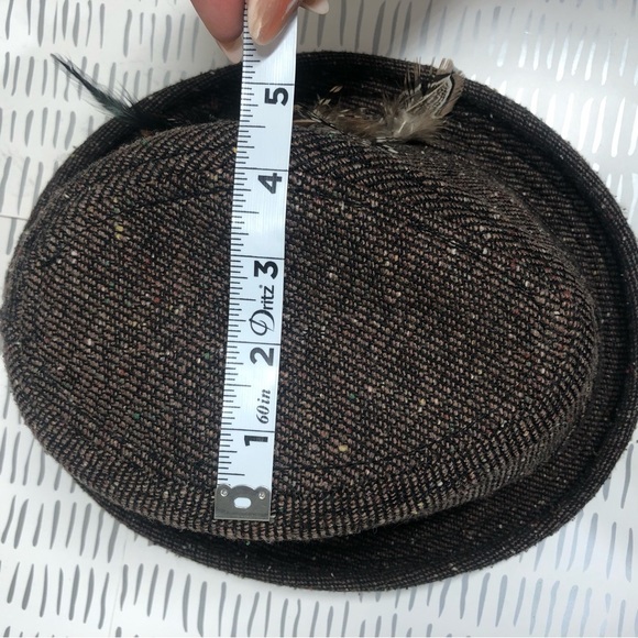 Vintage crown co. Tweed feather - Picture 9 of 13
